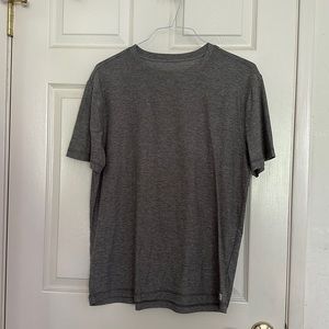 Men’s Large Vuori Tee